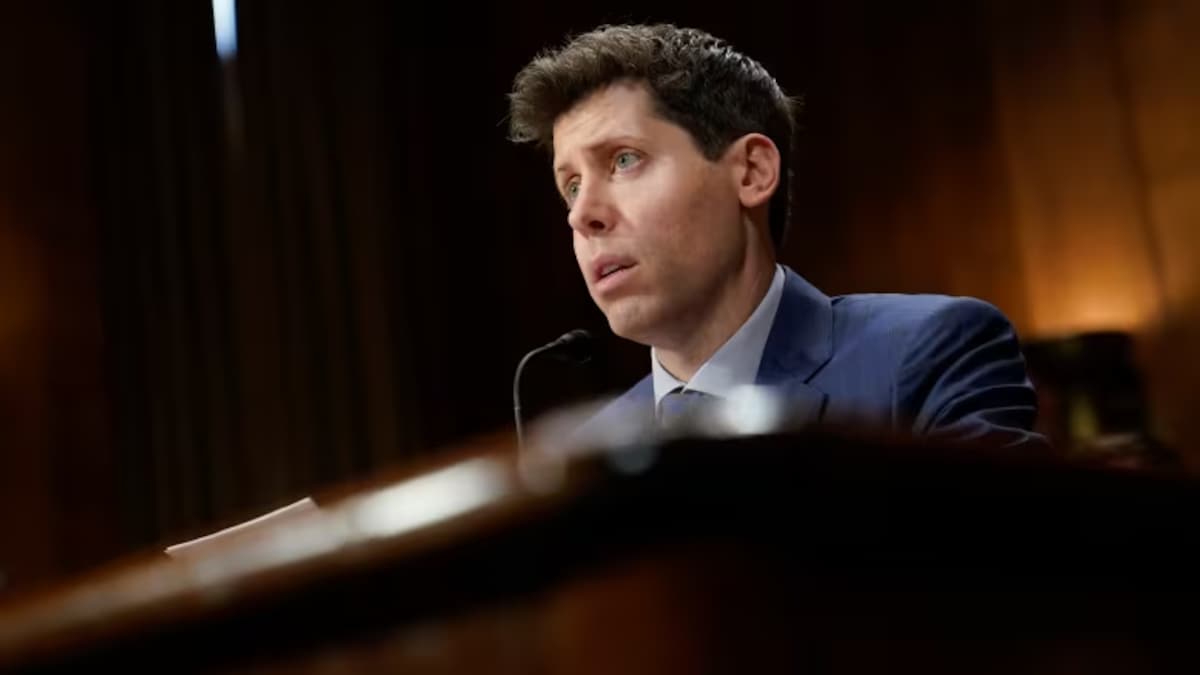 Le PDG d'OpenAI, Sam Altman, aperçu lors d'une réunion du sous-comité du Sénat américain à Washington D.C., le 16 mai 2023.