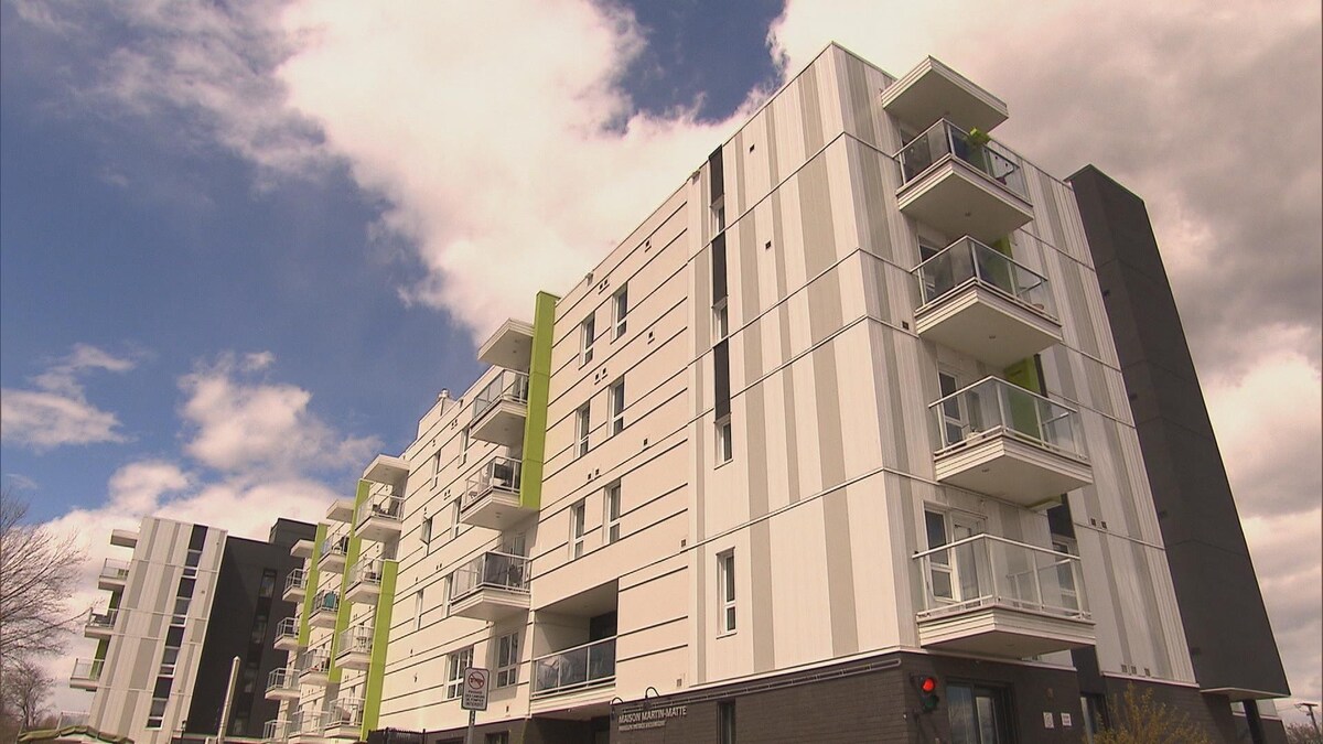 Le bâtiment du 9775 boulevard de l'Ormière à Québec