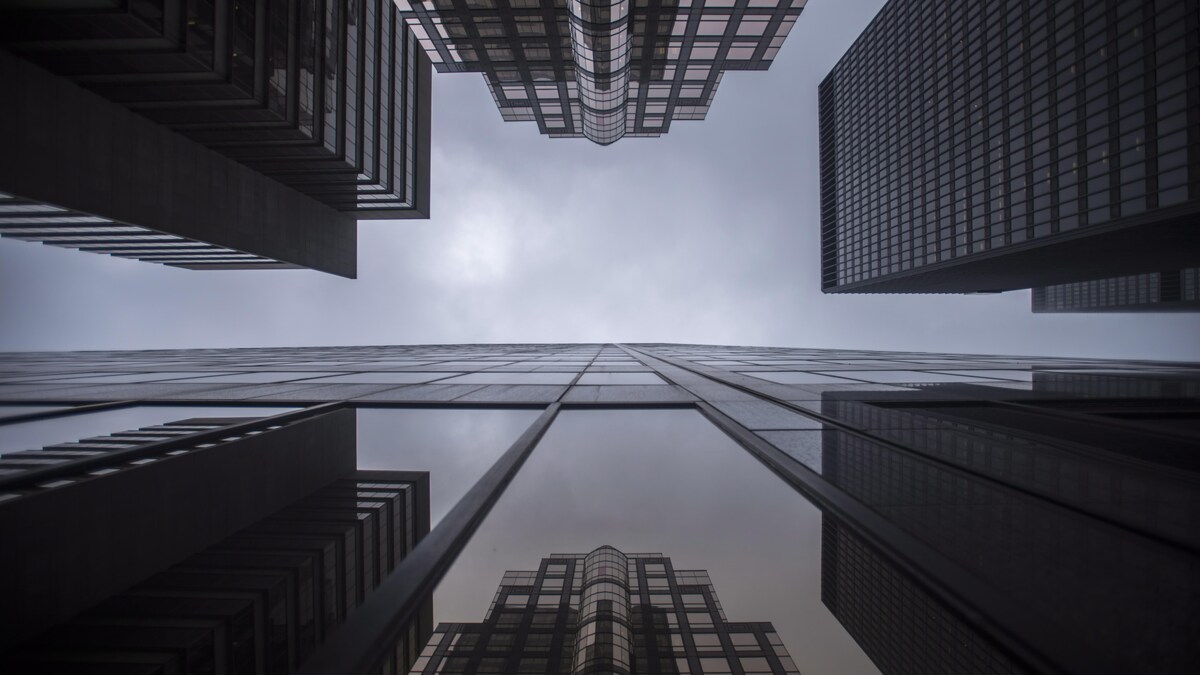 Les gratte-ciel du quartier financier au centre-ville de Toronto.