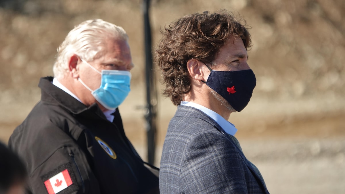 Le premier ministre Justin Trudeau était en compagnie de Doug Ford vendredi.