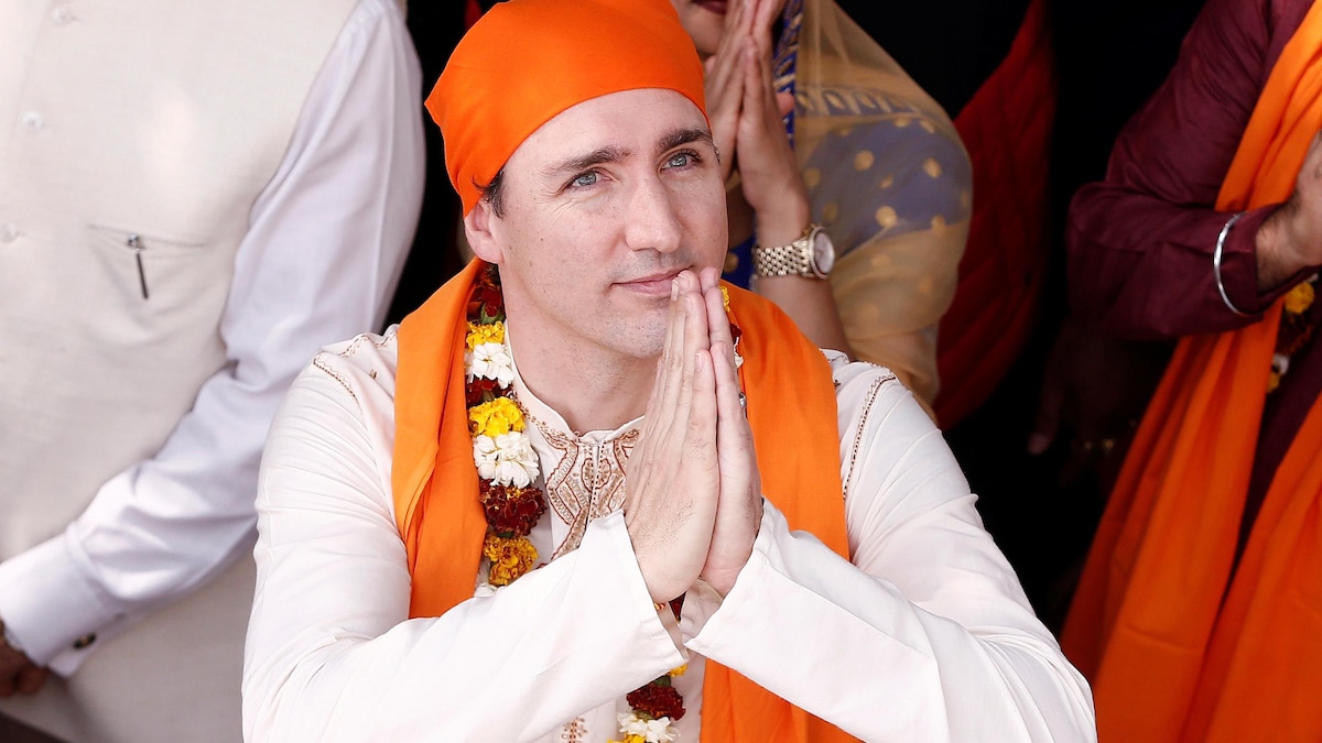 Justin Trudeau en costume traditionnel indien.