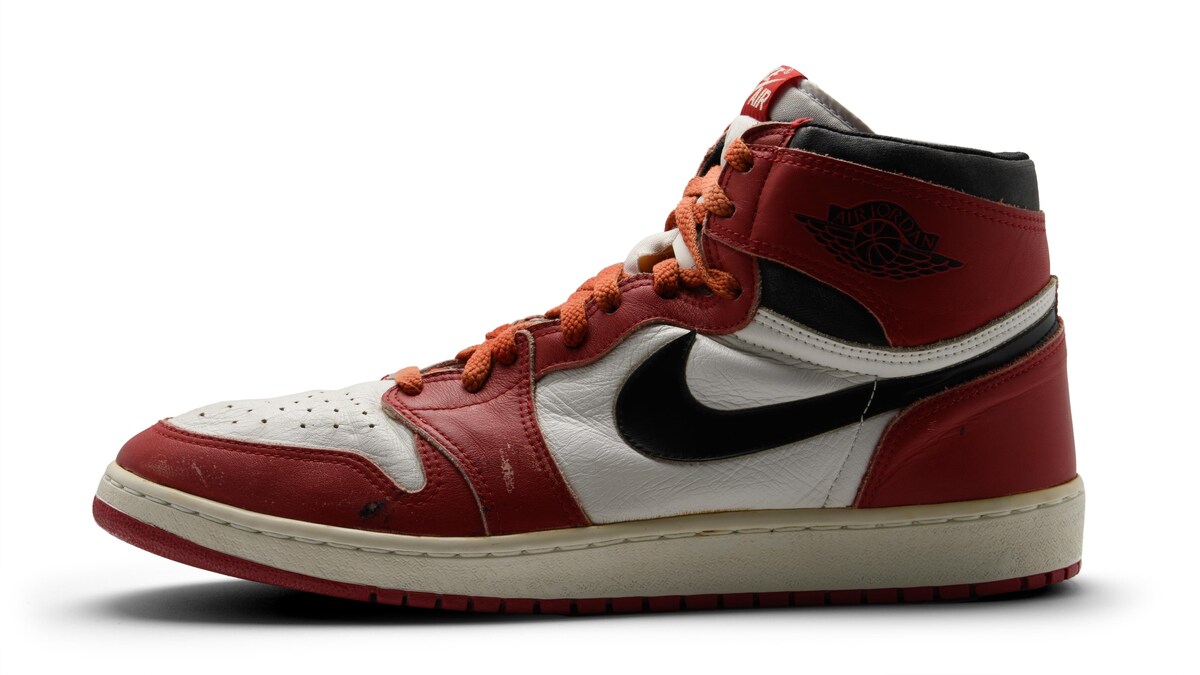 Michael Jordan a porté ce type de chaussures en 1985.
