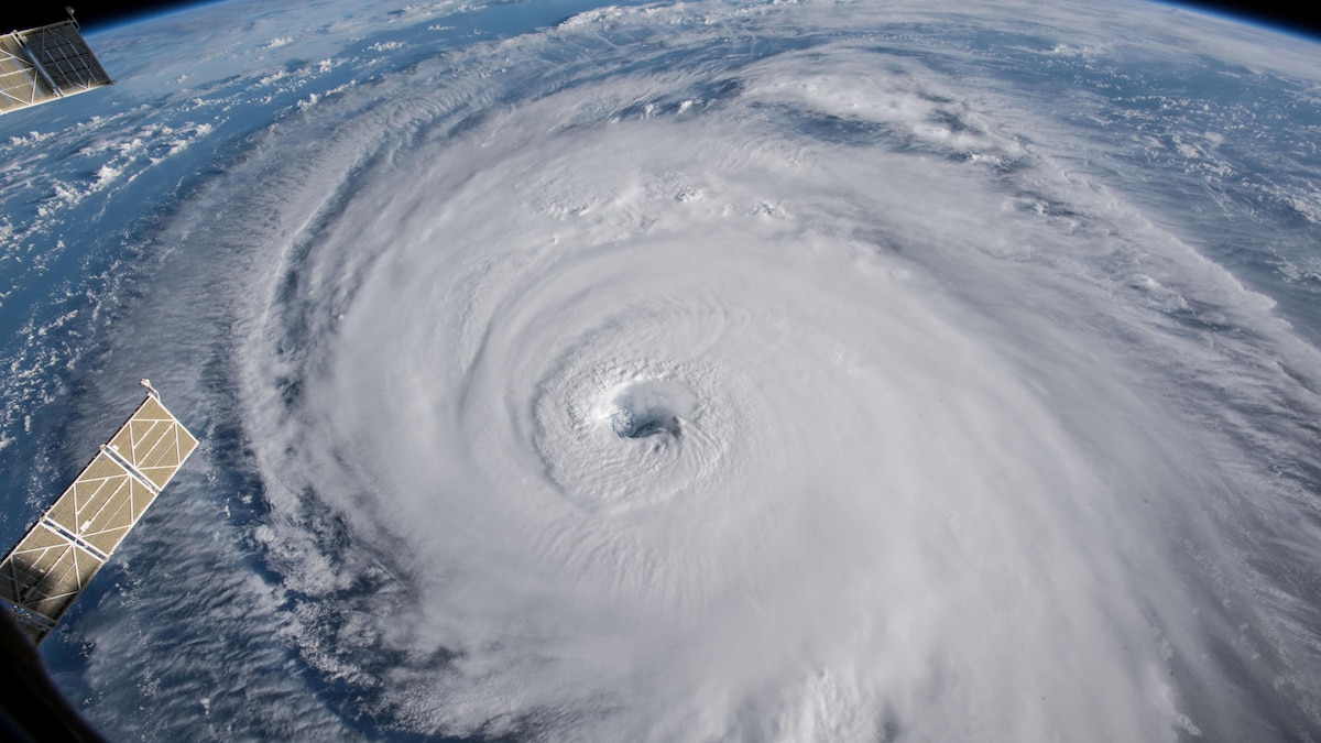 L'ouragan Florence dans l'océan Atlantique en direction de la côte est des États-Unis