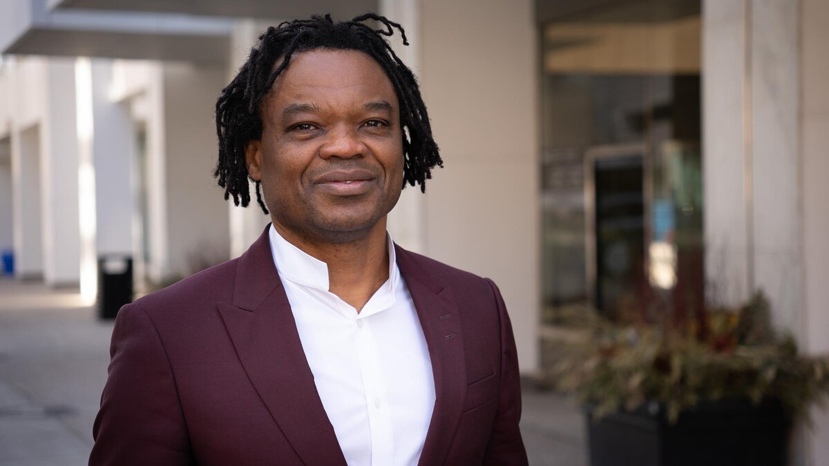 Un portrait de Patrice Emery Bakong.