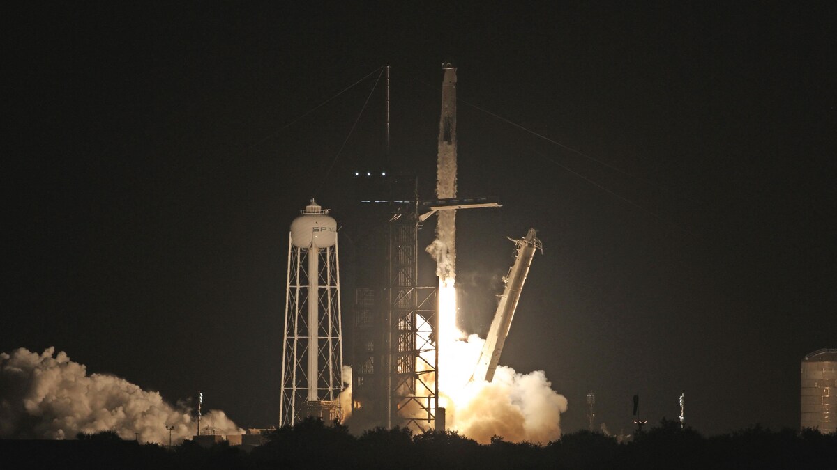 La mission Crew-7 est lancée à bord d'une fusée Falcon 9 de SpaceX avec le vaisseau spatial Dragon du Centre spatial Kennedy à Cap Canaveral, en Floride, le 26 août 2023.