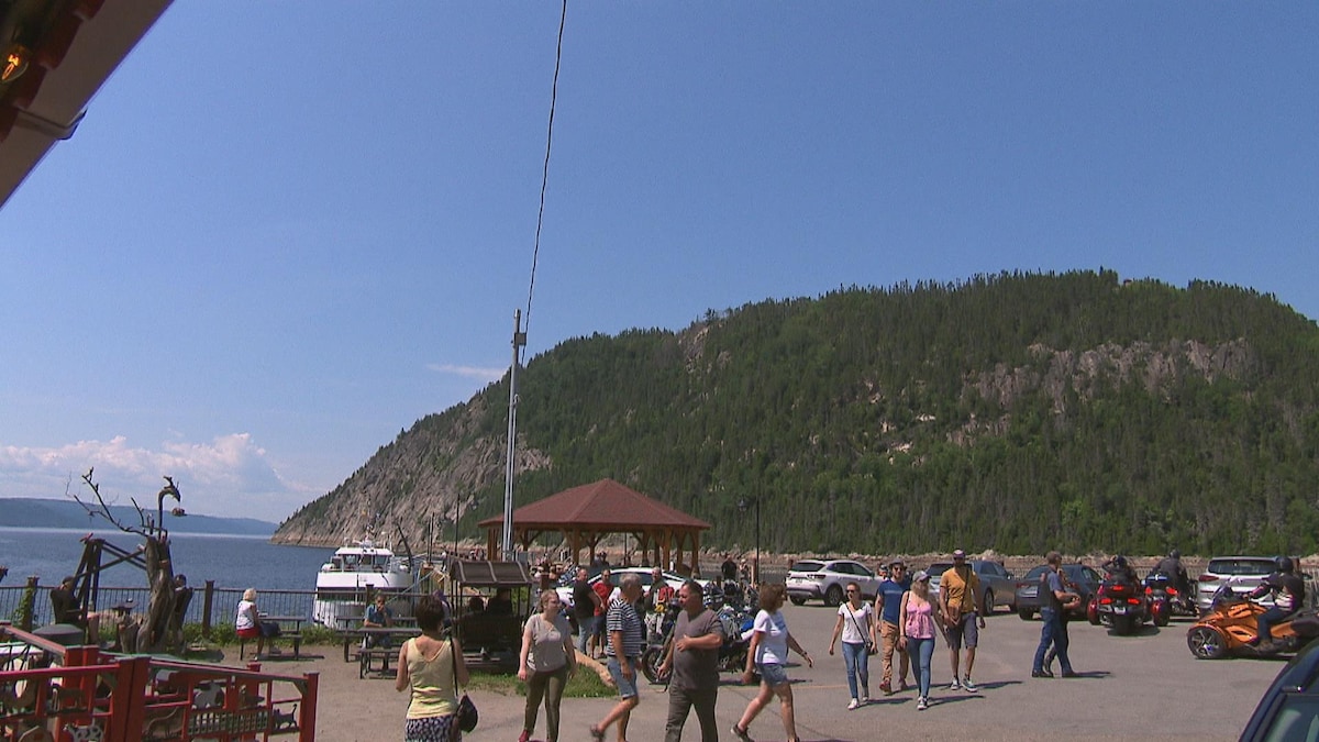 Les touristes de retour à Sainte-Rose-du-Nord | Le téléjournal Saguenay