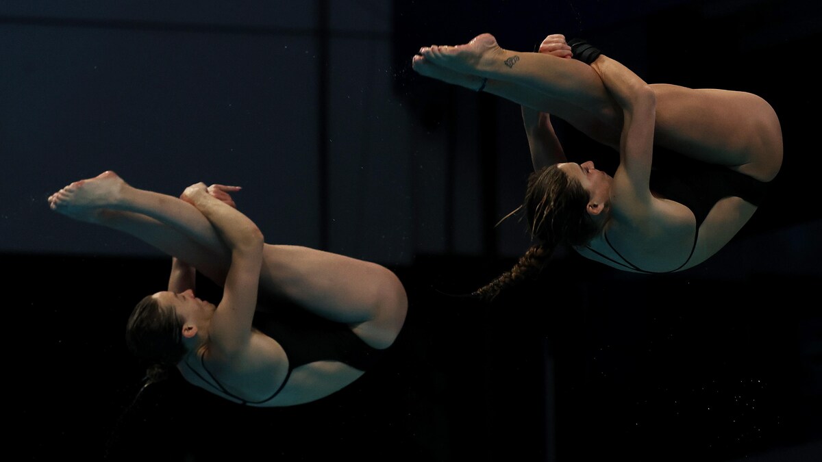 Les plongeuses Mia Vallée et Margo Erlam en action.