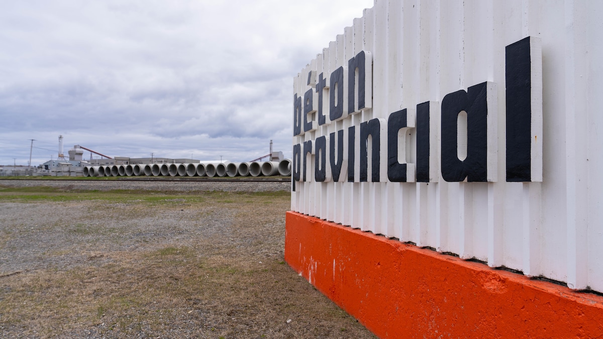 Béton provincial accusé d’avoir rejeté 103 tonnes de béton dans un égout