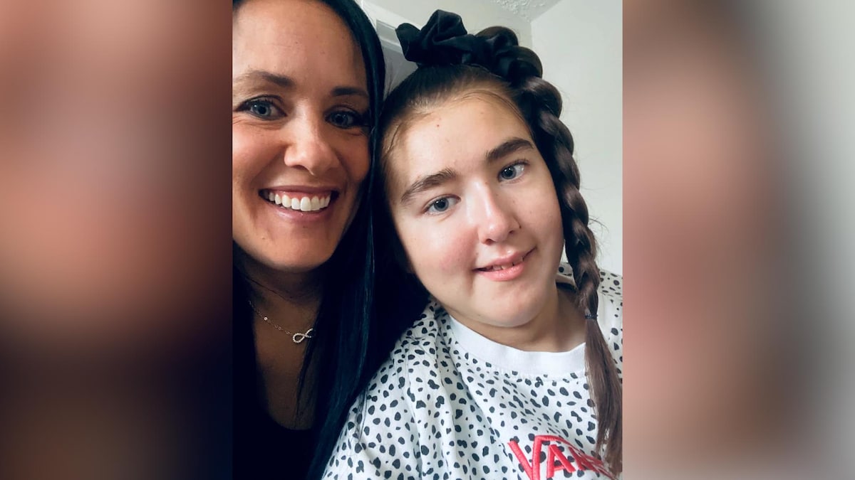 Pas de répit pour la mère d’une adolescente polyhandicapée qui doit être gavée