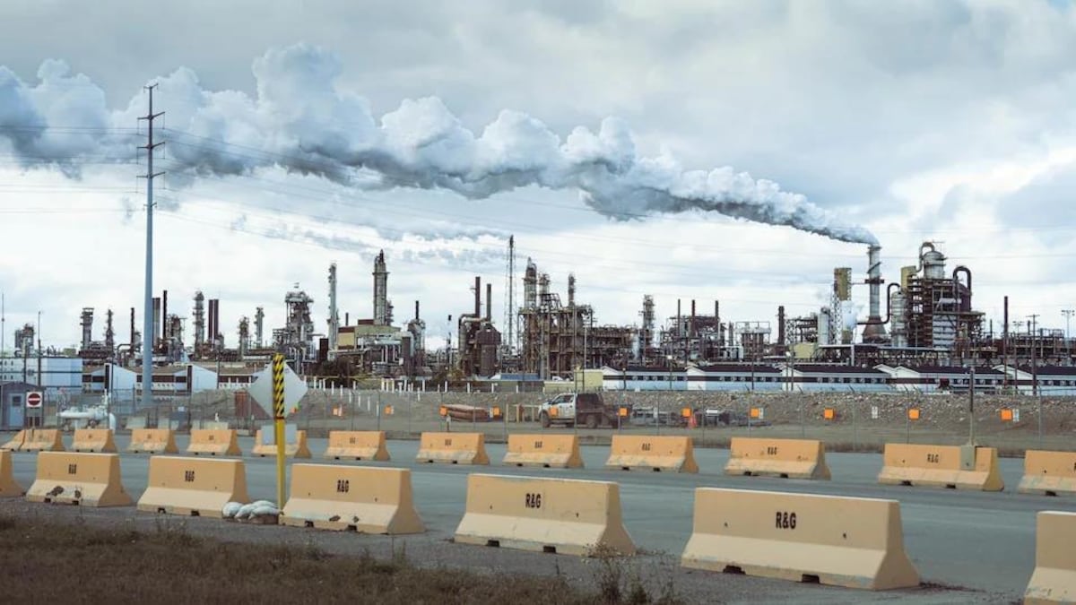 Les installations de la pétrolière Syncrude à Fort McMurray.
