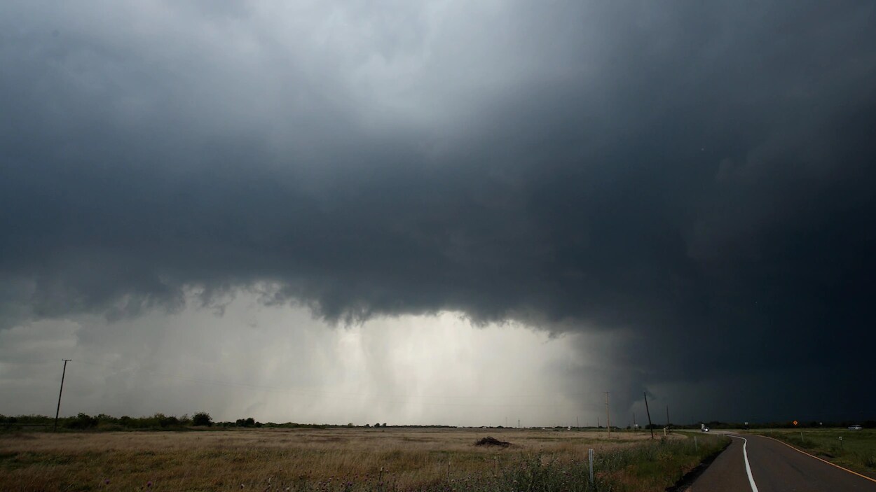 Possibilites De Tornade Au Temiscamingue Et Veille D Orages Violents Sur La Region Radio Canada Ca