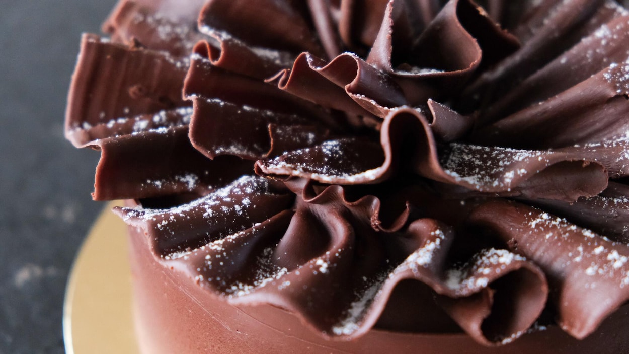 Un Gateau Haute Couture Pour Les 30 Ans De La Chocolaterie Eddy Laurent Un Gateau Haute Couture Pour Les 30 Ans De La Chocolaterie Eddy Laurent