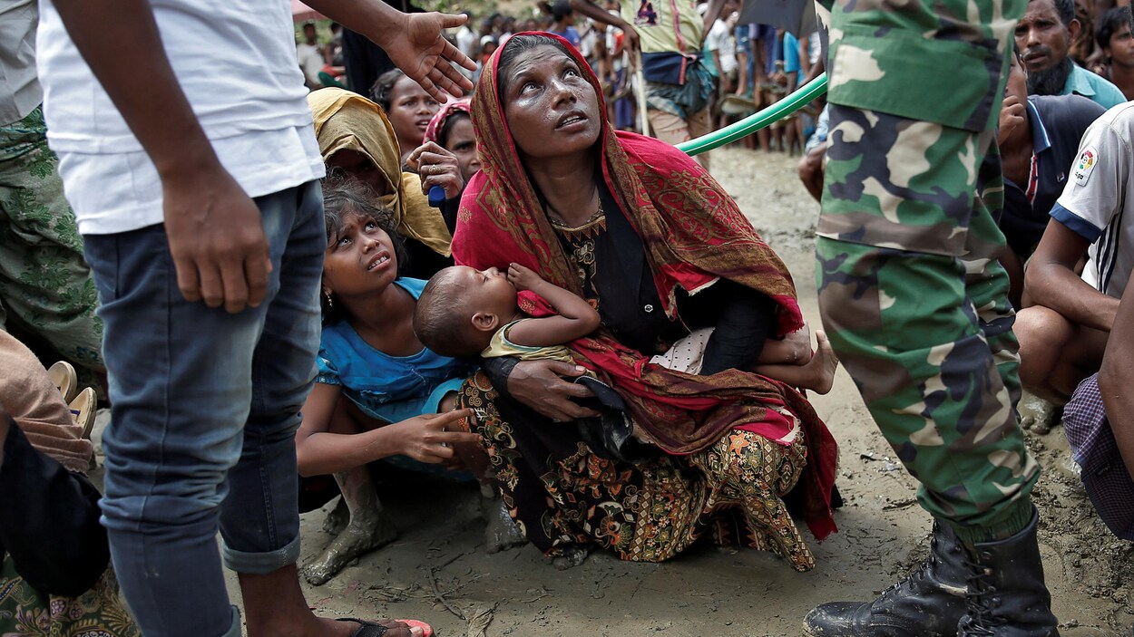Une réfugiée rohingya à la frontière du Bangladesh