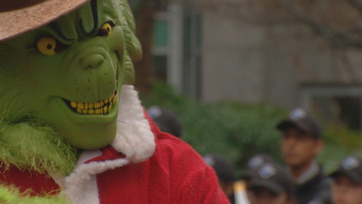 Un grinch avec une expression menaçante