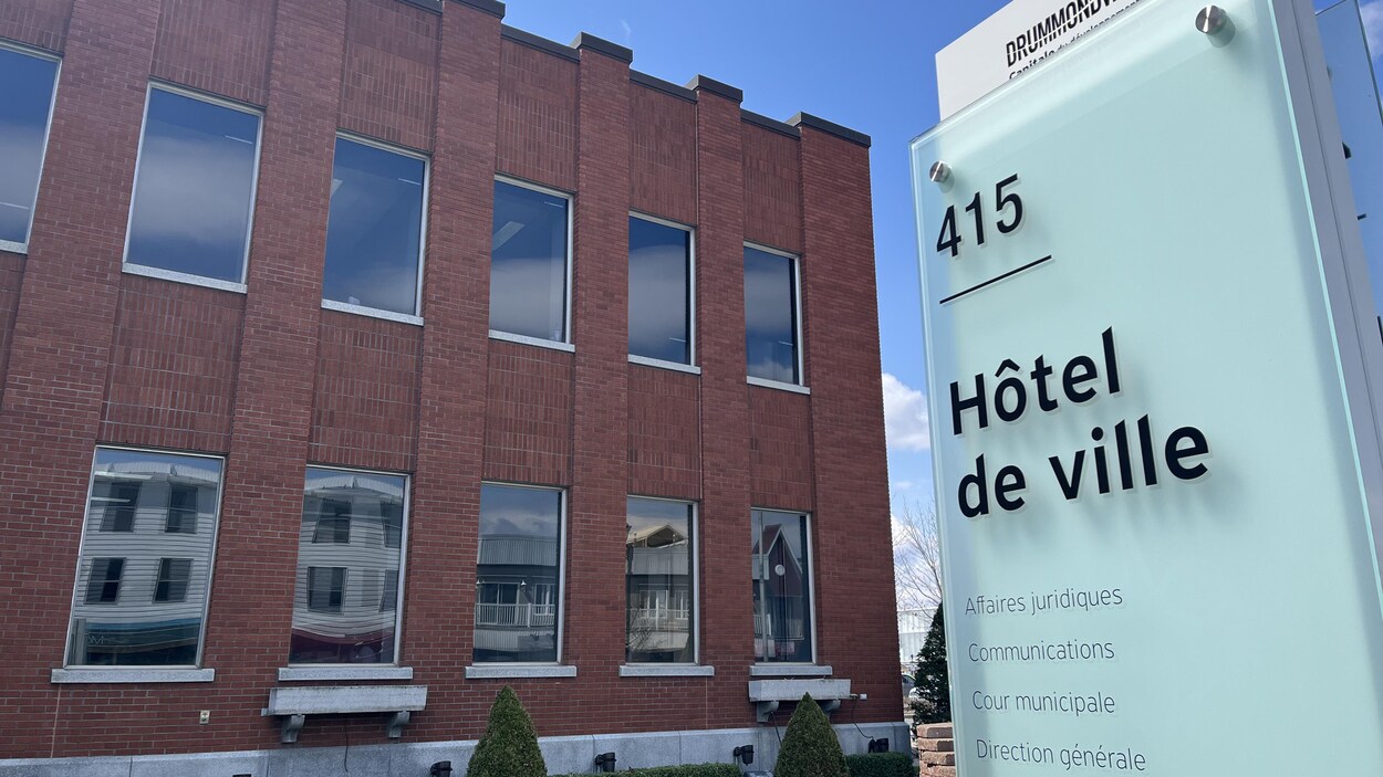 Drummondville encore forcée de rendre public un rapport | En bref ...
