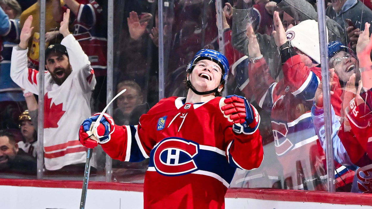 Cole Caufield finaliste pour le Lady Byng