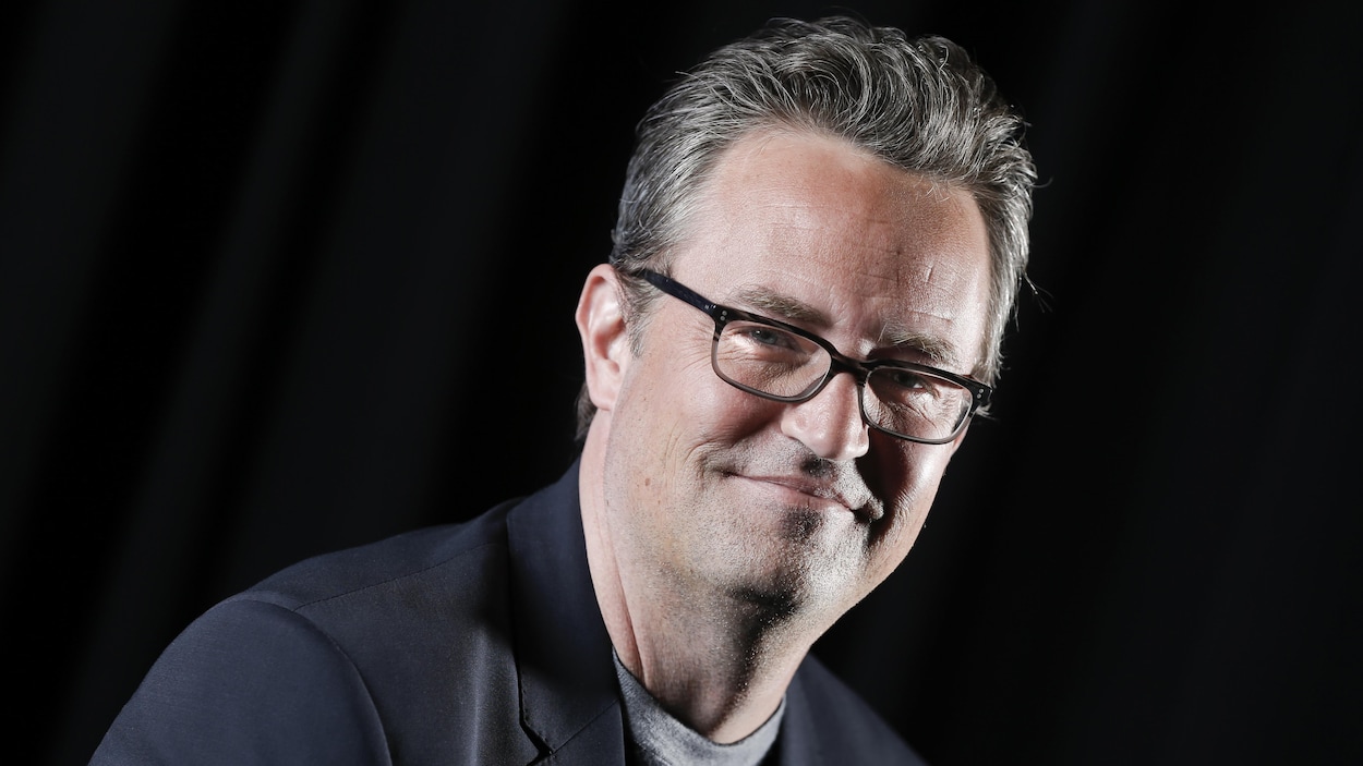 Mort de Matthew Perry : un médecin condamné à huit mois d’assignation à résidence
