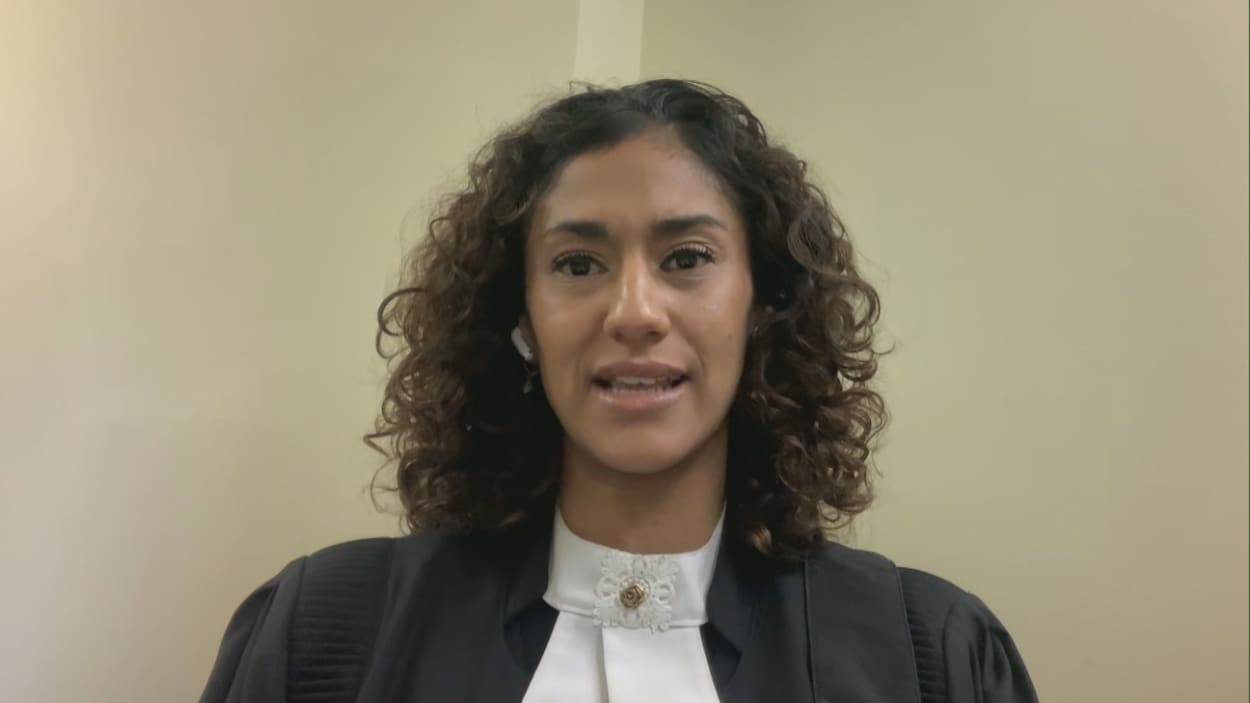 Le PLQ accueille l’avocate criminaliste Nada Boumeftah dans ses rangs