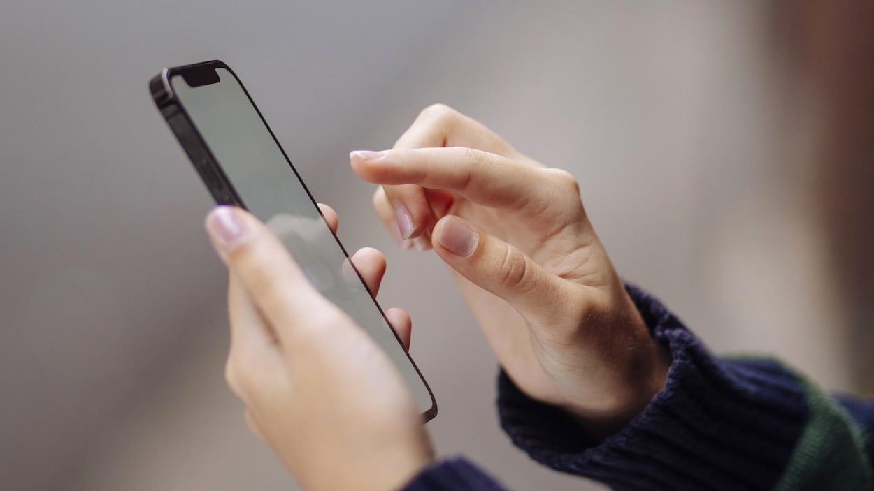 Nouveaux frais cachés : après Bell et Telus, le CRTC rappelle Rogers à l’ordre