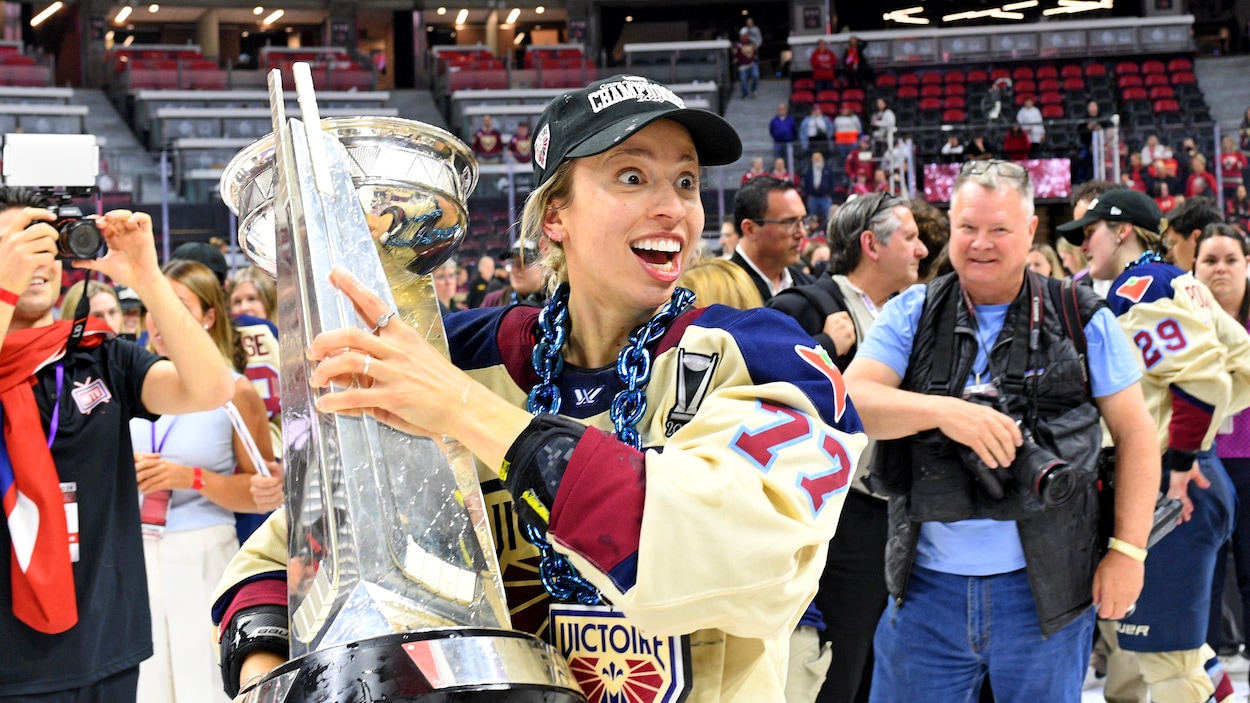 Les attaquantes Jade Downie-Landry et Alexandra Labelle restent avec la Victoire