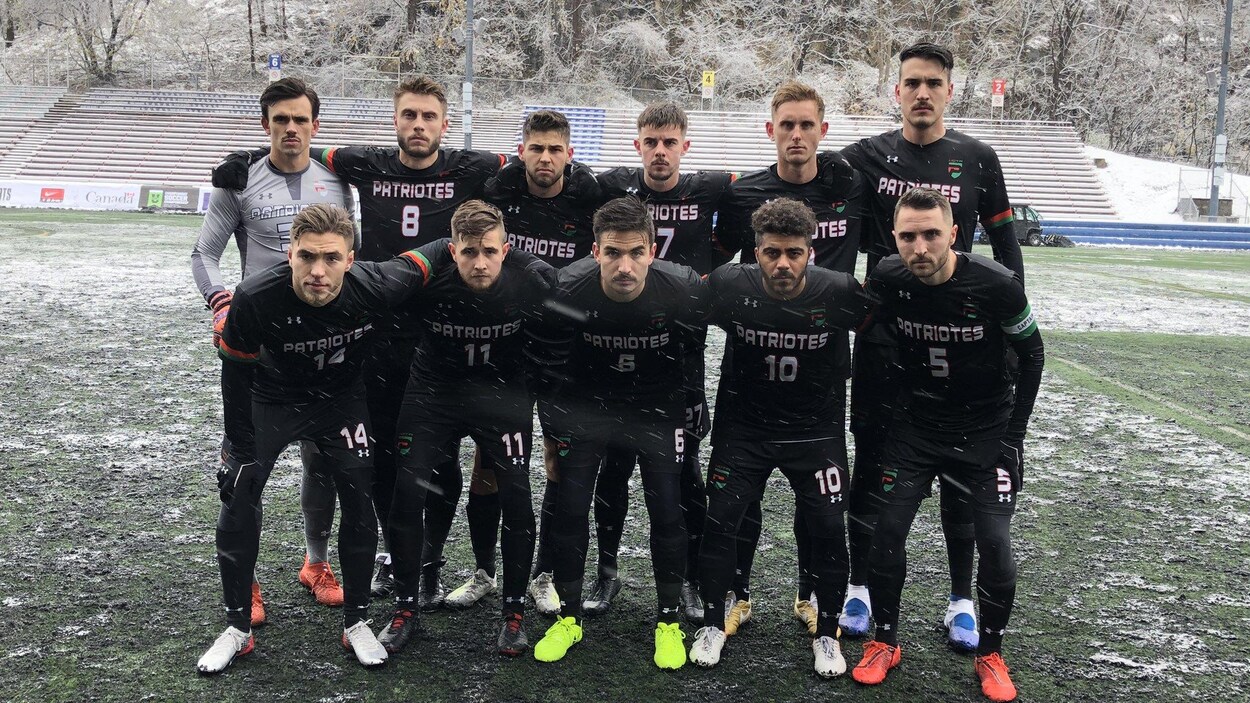 championnat canadien de soccer