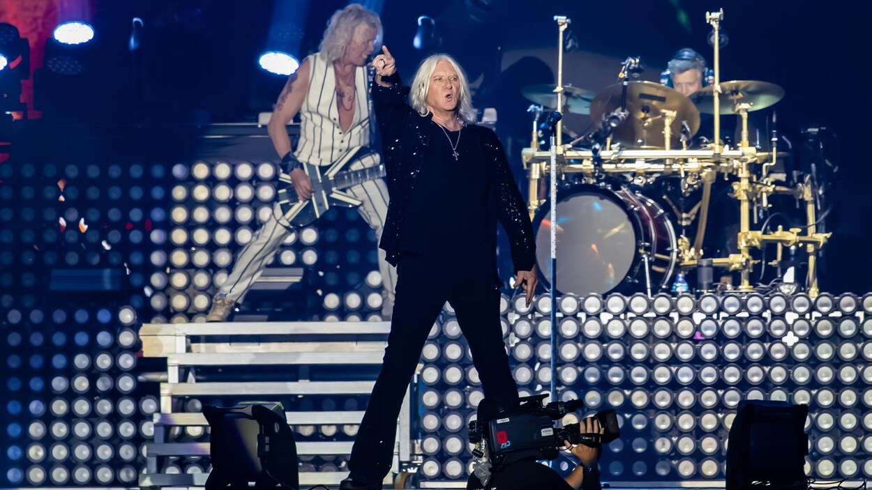 FEQ : Def Leppard à l’épreuve de la pluie