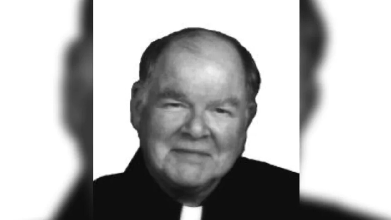 L'abbé Robert MacKenzie