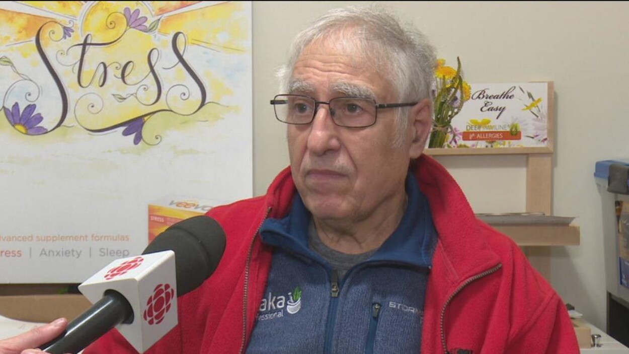 Abdul Dabliz, propriétaire du Paris Natural Foods