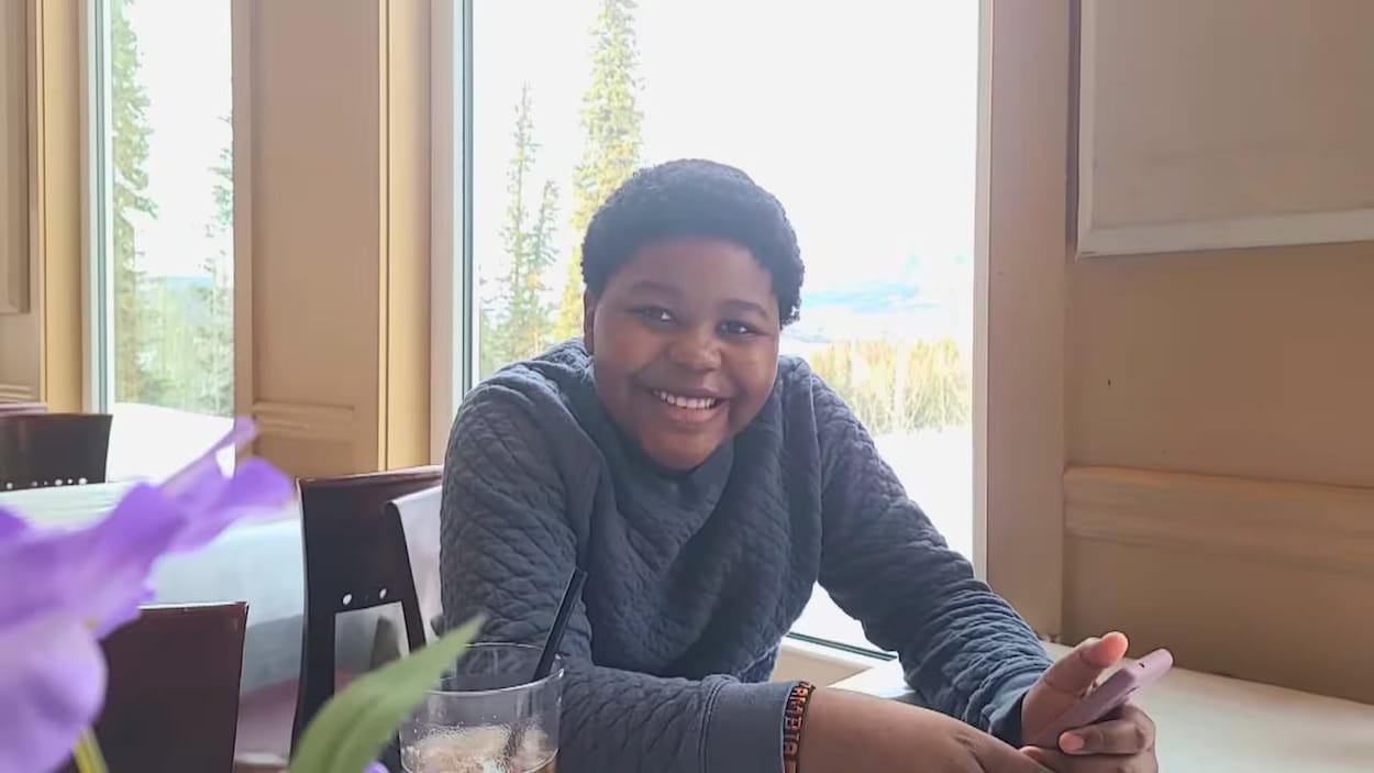 Le corps d’un jeune garçon tué à Tumbler Ridge est rapatrié en Zambie