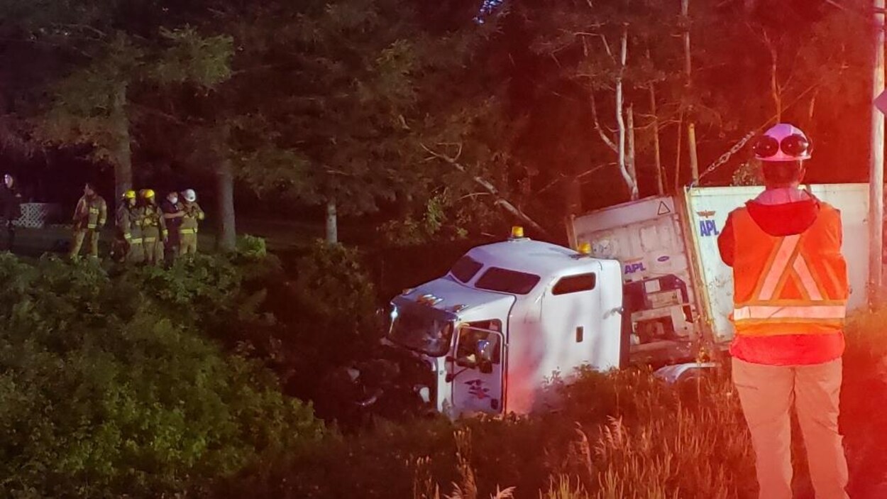 Deux morts dans un accident sur la route 155 à SaintRochdeMékinac