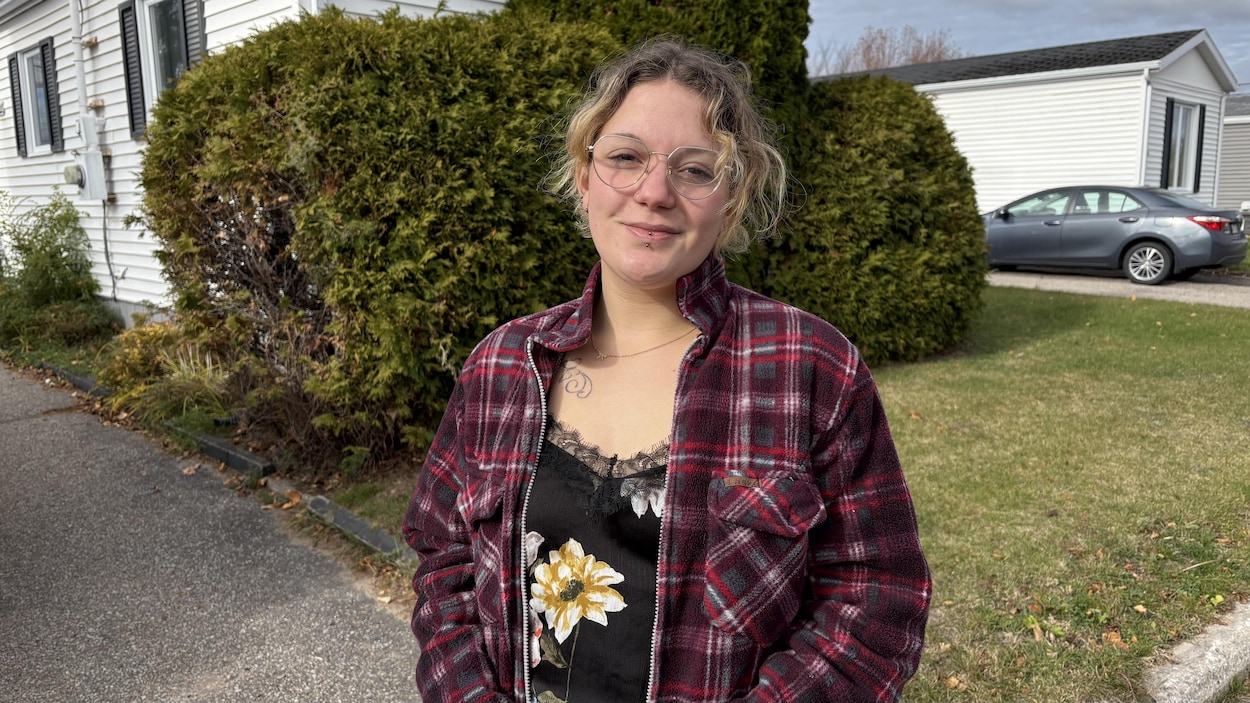 Survivante d’une explosion, une adolescente sensibilise aux dangers des feux de camp