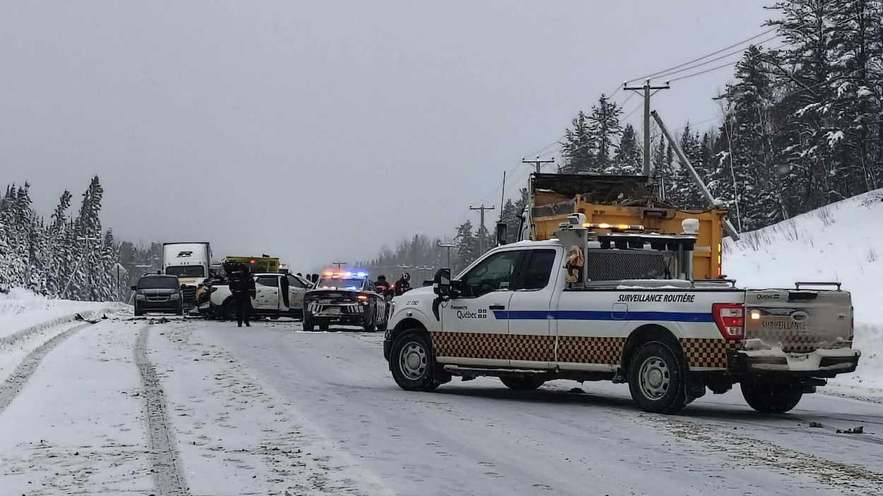 Accident sur la route 117 : une personne coincée dans son véhicule