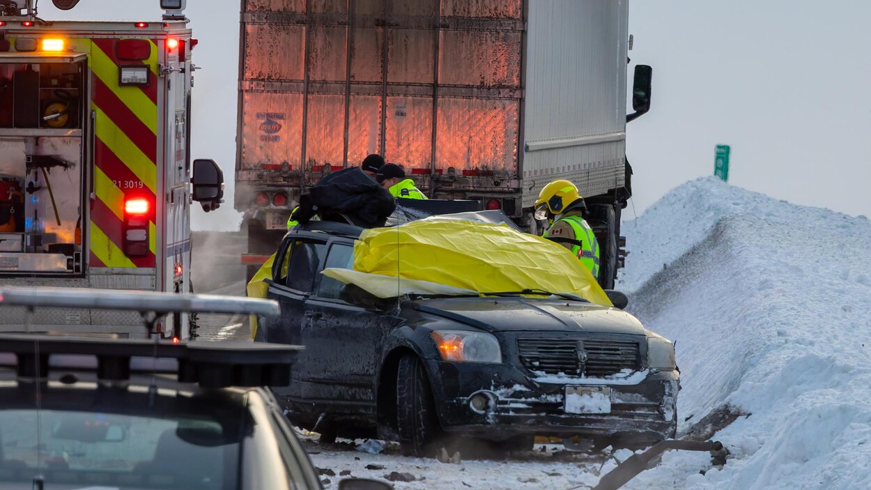 Un automobiliste perd la vie dans la réserve faunique des Laurentides