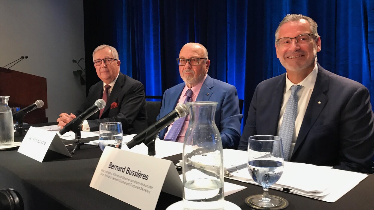 Les actionnaires de Transat A.T., qui sont appelés à se prononcer sur l'offre d'achat d'Air Canada, sont réunis ce matin en assemblée extraordinaire à l'hôtel Sofitel, à Montréal.