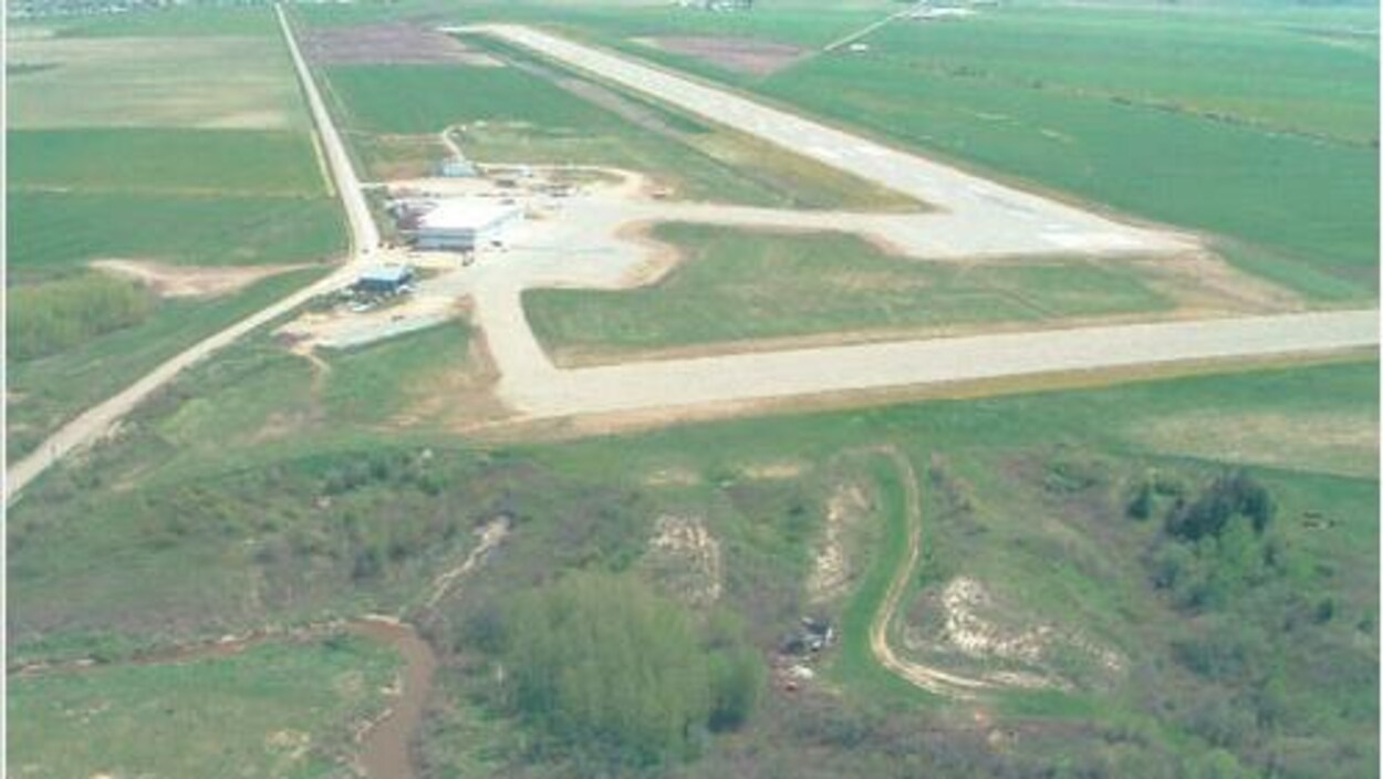 Vue aérienne de l'aéroport.