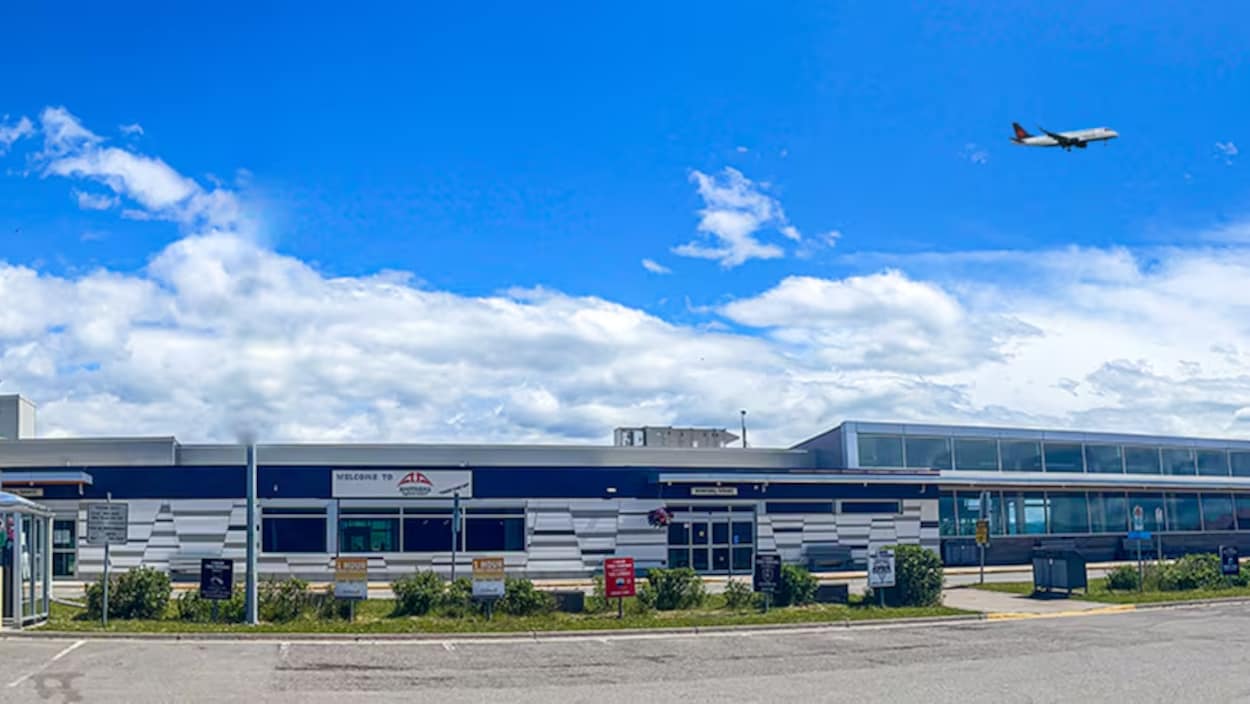 23,5 M$ d’Ottawa pour moderniser 6 aéroports de la Colombie-Britannique