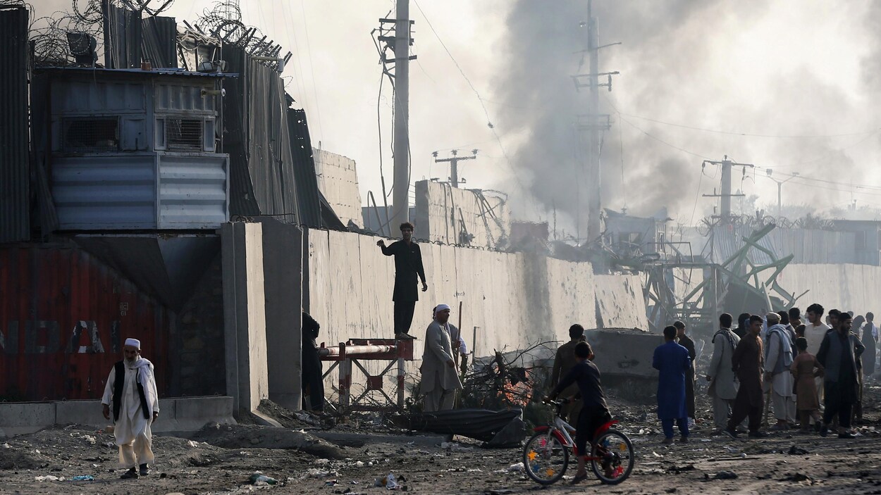 Des Afghans mécontents manifestent.