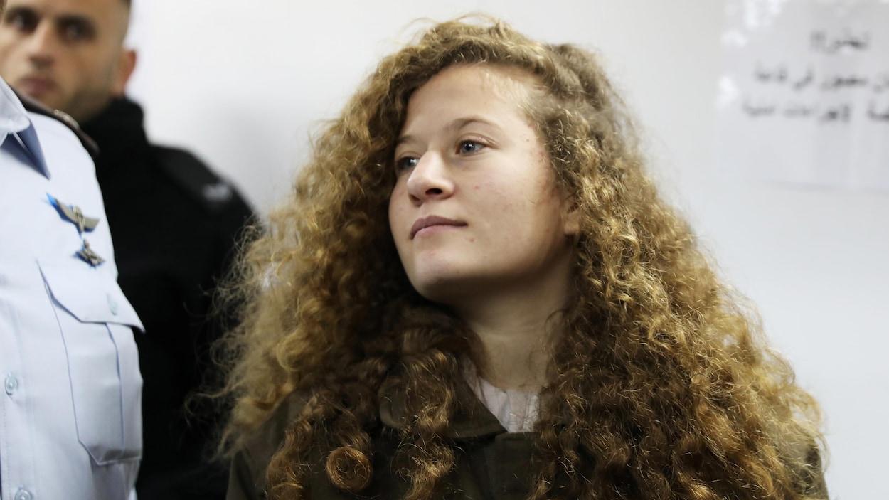Ahed Tamimi enfin libérée — Territoires palestiniens occupés Ahed Tamimi enfin libérée — Territoires palestiniens occupés