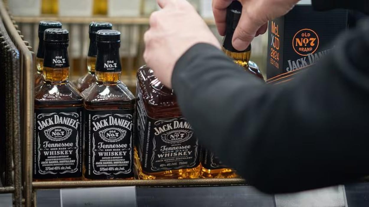 Vente d’alcool américain : Houston et Wakeham acceptent