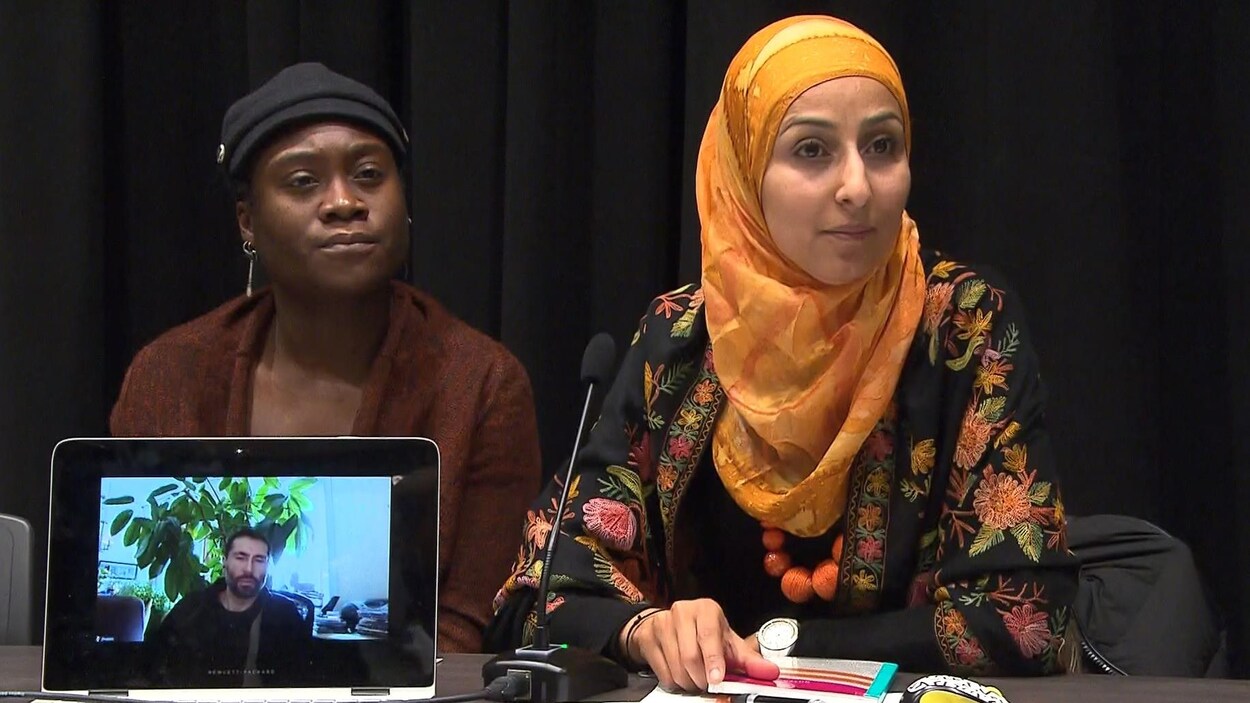 Alexandra Pierre et Safa Chebbi répondent à des questions en conférence de presse. Alexandra Pierre et Safa Chebbi répondent à des questions en conférence de presse.