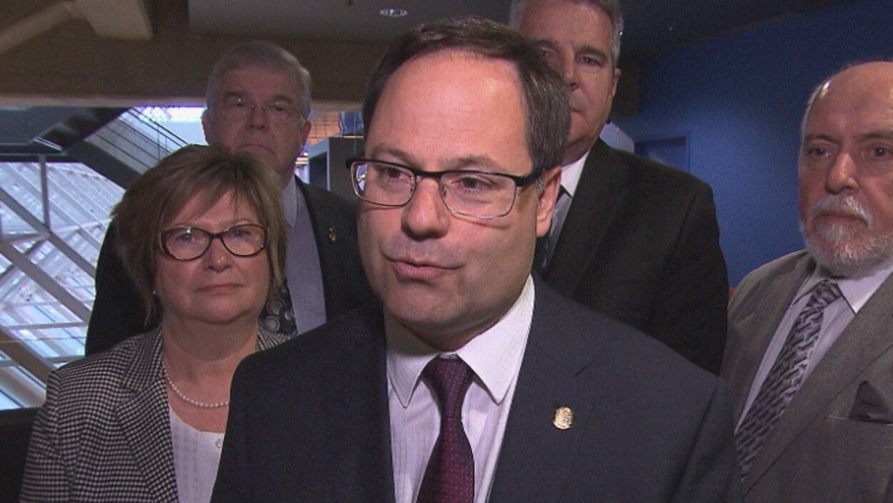 Alexandre Cusson, maire de Drummondville et président de l’UMQ Alexandre Cusson, maire de Drummondville et président de l’UMQ