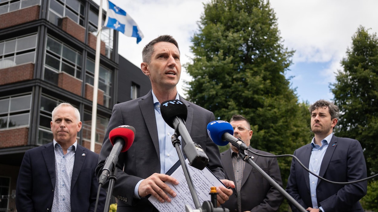 Santé : le PLQ promet la parité salariale avec l'Ontario en Outaouais