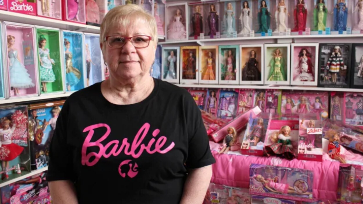 Des vêtements pour poupées Barbie créés par une femme du Témiscamingue