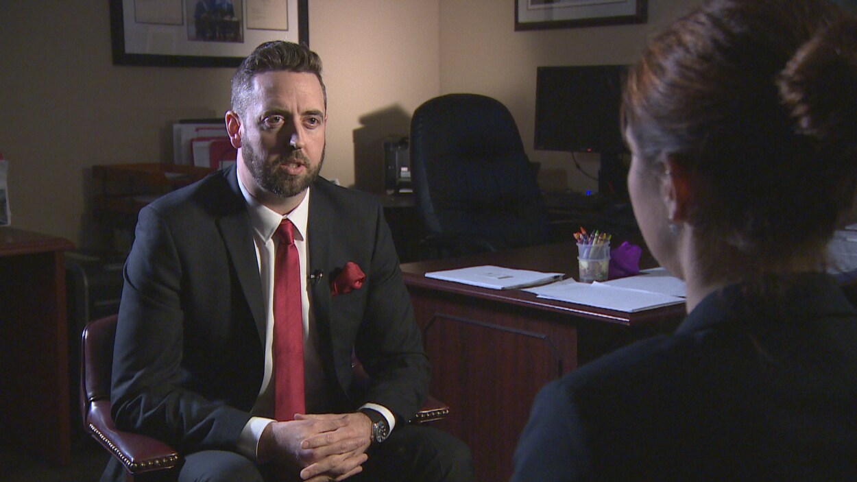 Le ministre de la Justice, Andrew Parsons, dit que le dédommagement le plus important que la province a accordé dans un cas de violence envers des enfants est de 800 000 $. Le ministre de la Justice, Andrew Parsons, dit que le dédommagement le plus important que la province a accordé dans un cas de violence envers des enfants est de 800 000 $.