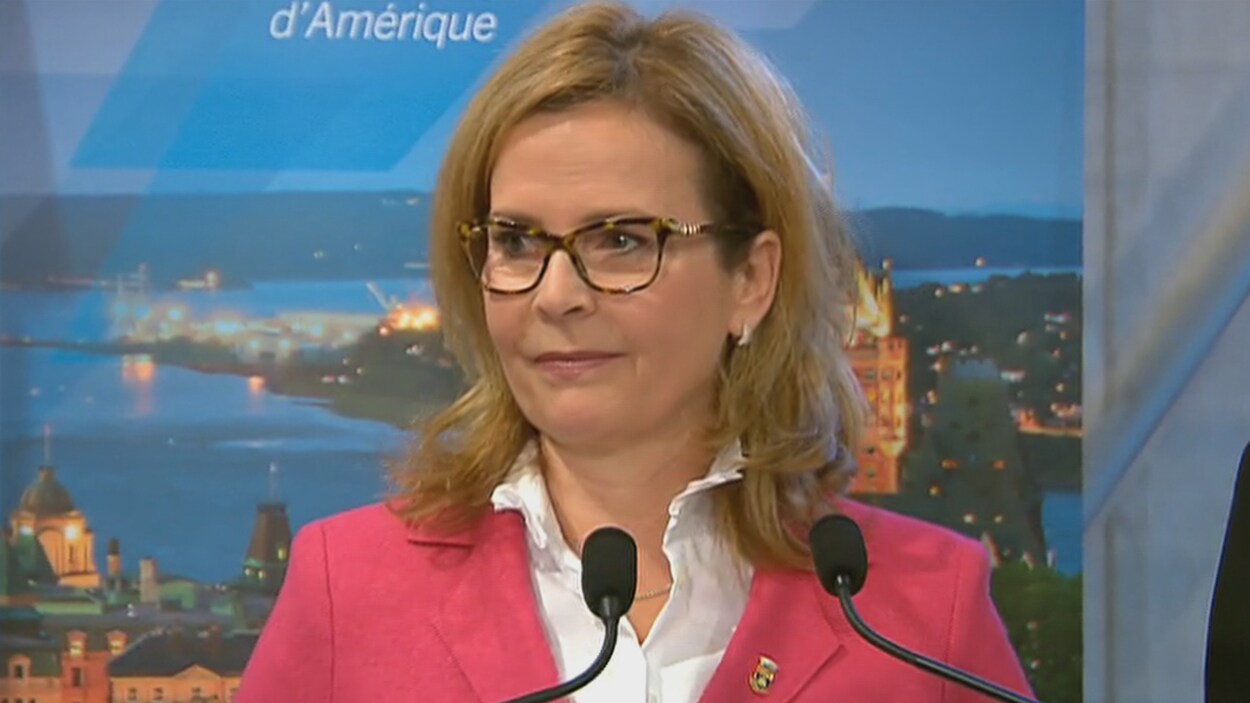 Anne Guérette renonce à son siège à l'Hôtel de Ville et annonce qu'elle quitte la direction de Démocratie Québec.