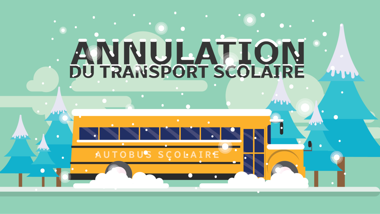 Un autobus dans la neige, avec des arbres derrière.