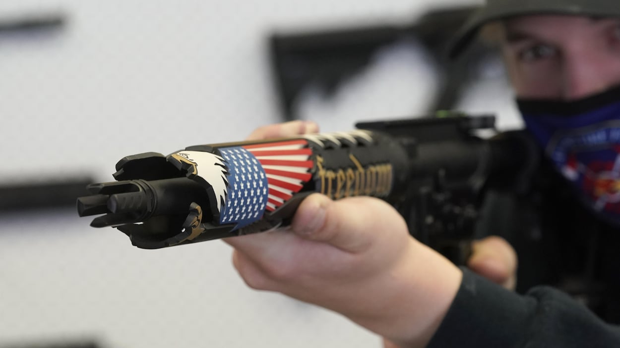 Aux États-Unis, un Américain sur vingt possède un AR-15, le fusil
