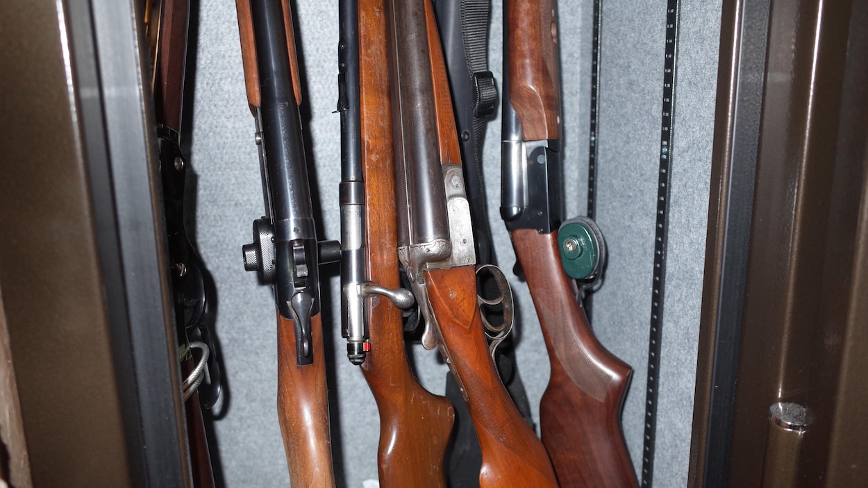 Dans quelles circonstances les Canadiens peuvent-ils se défendre avec une arme à feu?