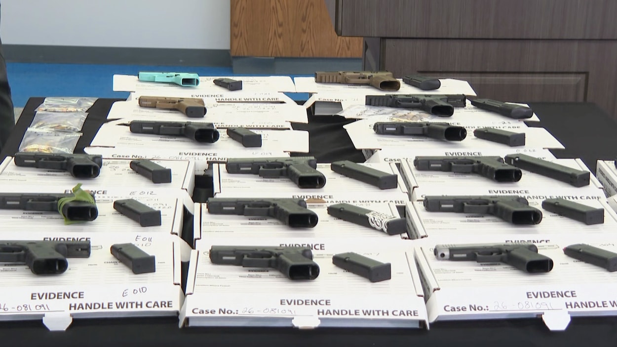 24 armes à feu des États-Unis saisies près de Toronto