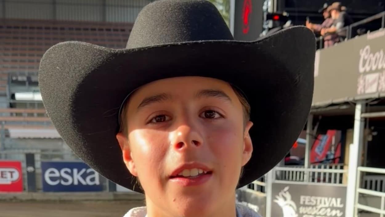 À 13 ans, Arnaud Brière pratique le Junior Steer Riding